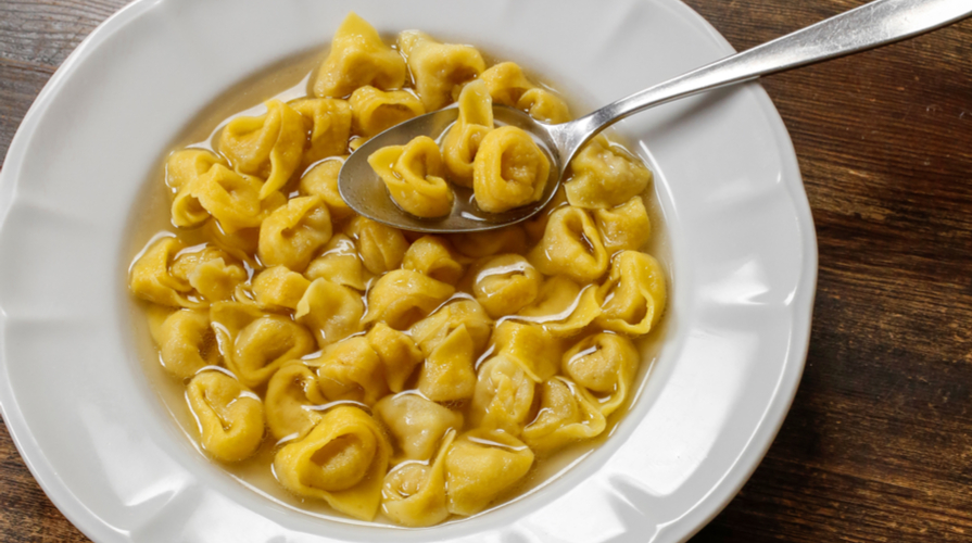 Tortellini in brodo